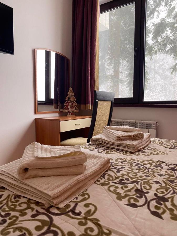 Hq Apartment Flora Violet โบโรเวทส์ ภายนอก รูปภาพ