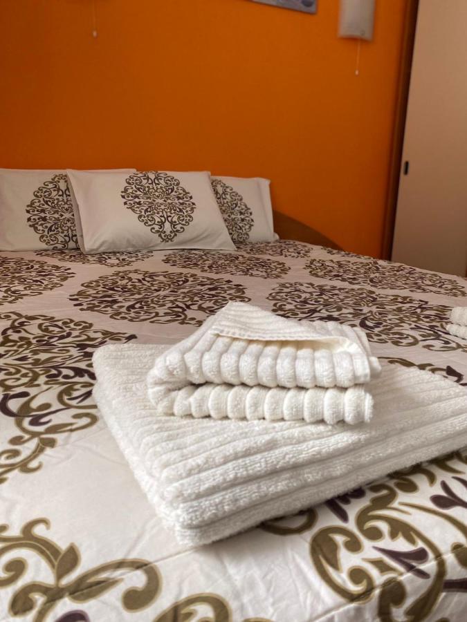 Hq Apartment Flora Violet โบโรเวทส์ ภายนอก รูปภาพ